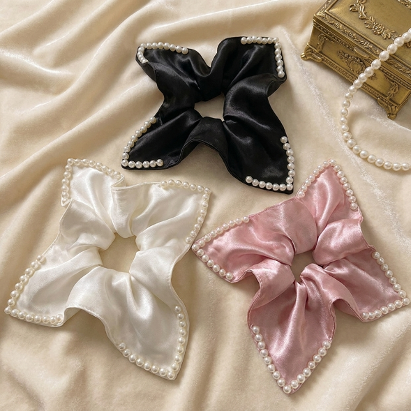 Pearl Decor Polka Dot Scrunchies